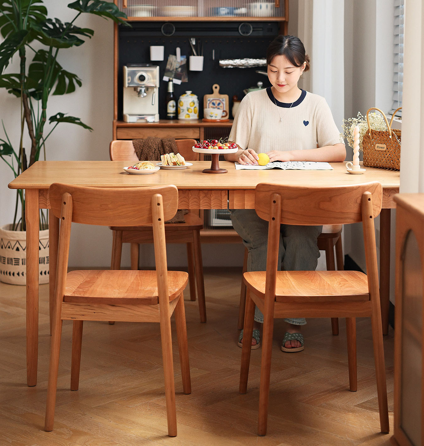 チェリー材×ケヤキ仕上げ！高級多層板テーブル - 耐久性抜群の逸品 fyx-839